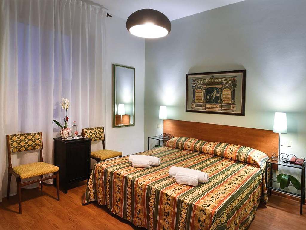 Bedroom hotel for sell in montecatini terme - tuscany 