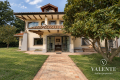 Villa italiana con giardino mediterraneo